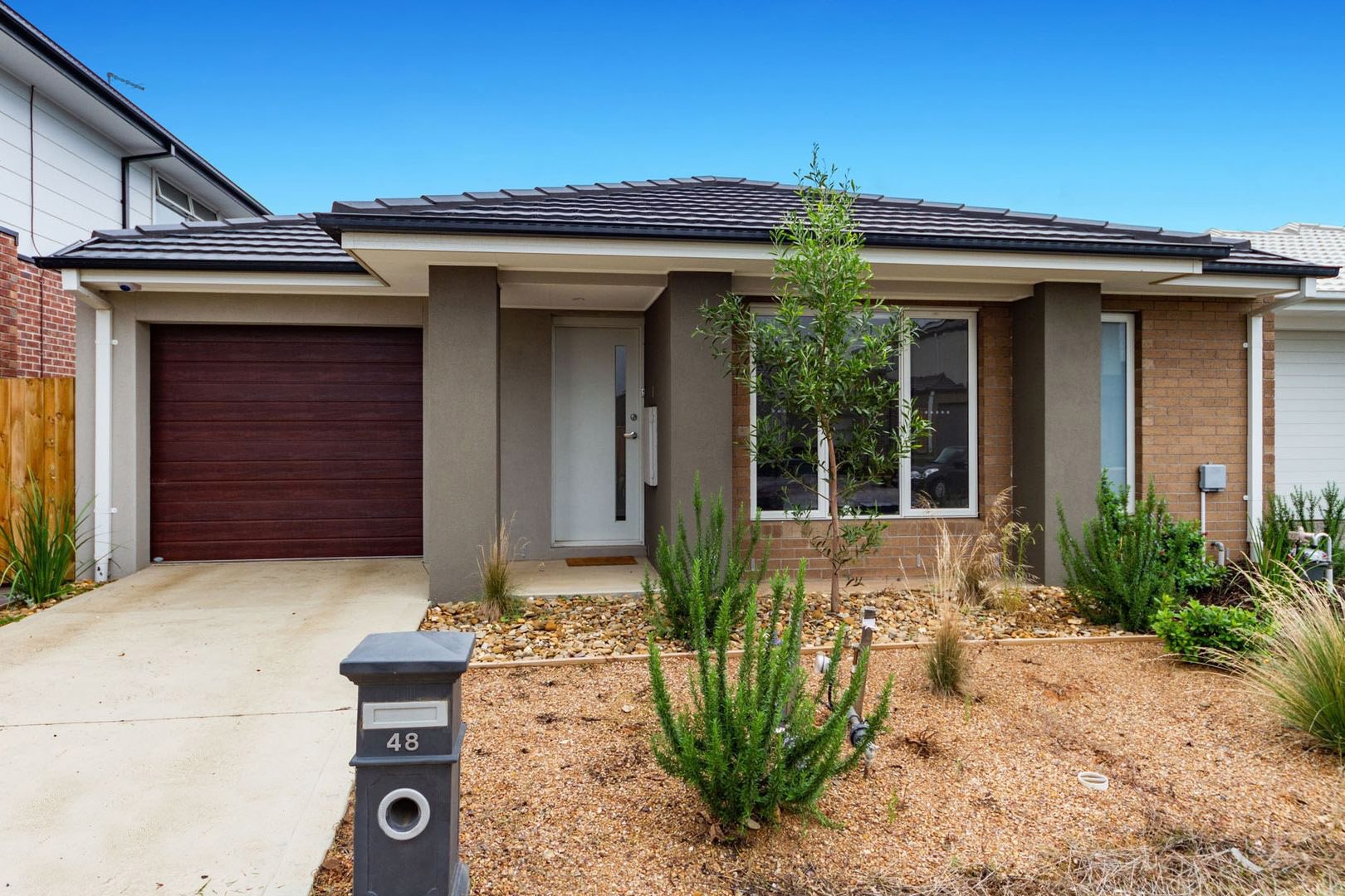 48 Waldorf Avenue Point Cook