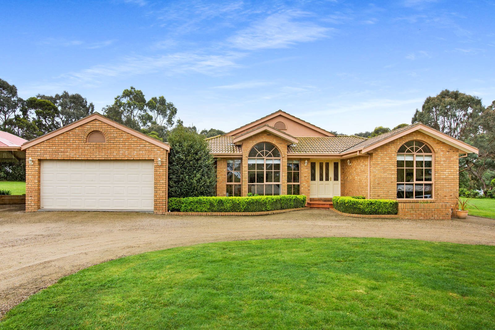 Property Gallery - Main Image