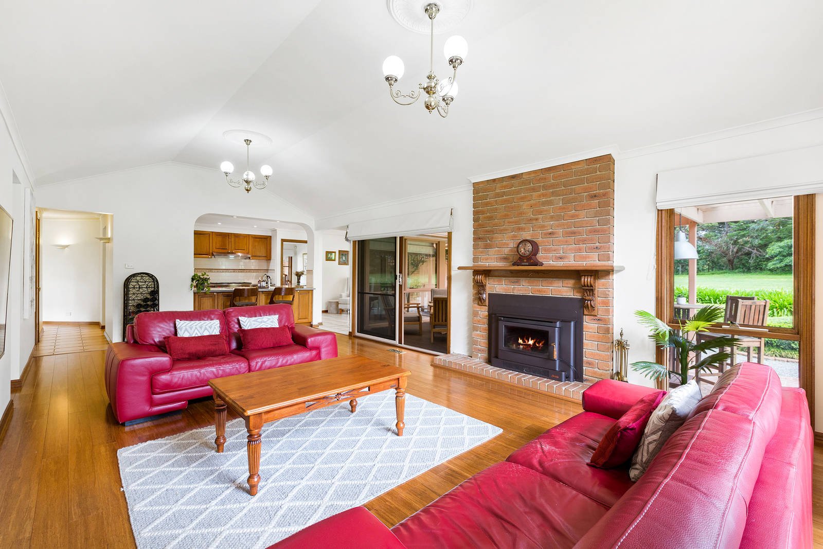 Property Gallery Thumbnail 3