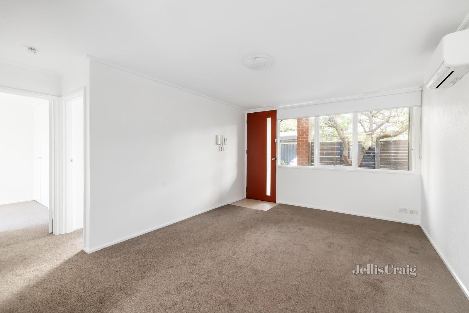 4/8 York Street, Bonbeach image 5