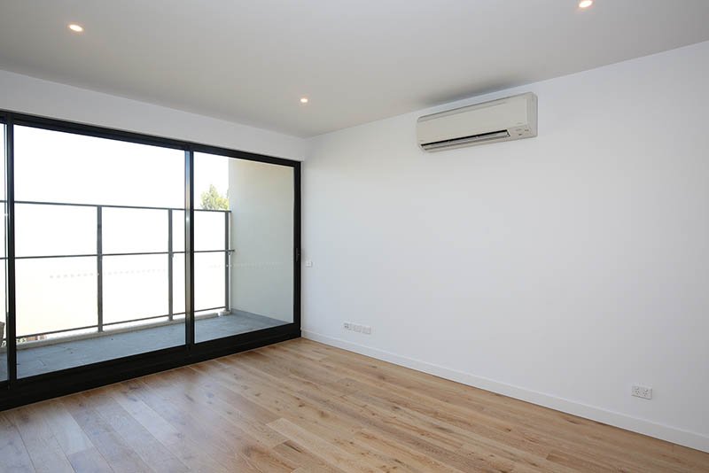 4/81-83 Tram Road, Doncaster image 2