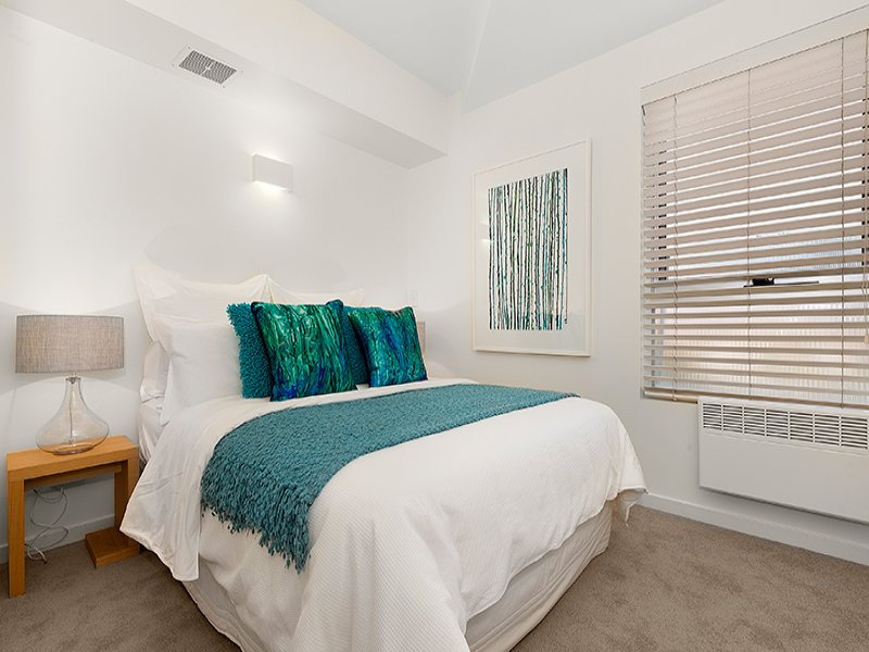 4/81 Marine Parade, Elwood image 7