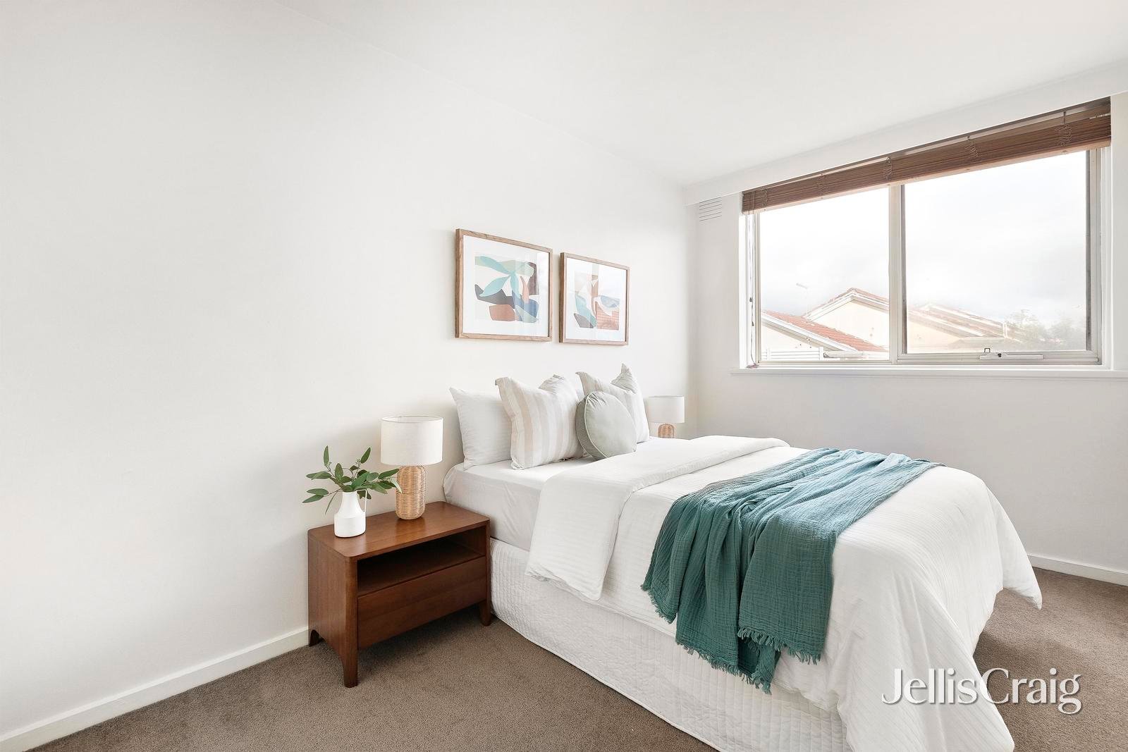 4/82 Dickens Street, Elwood image 8