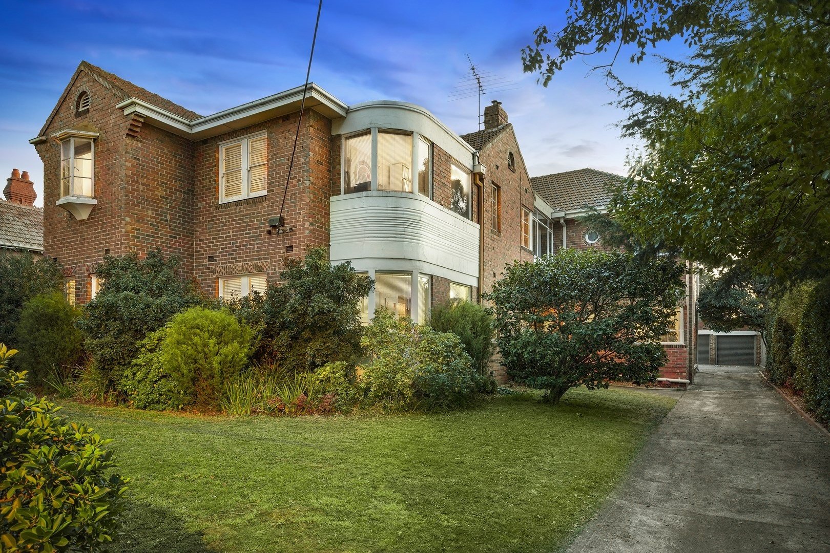Property Gallery Thumbnail 6