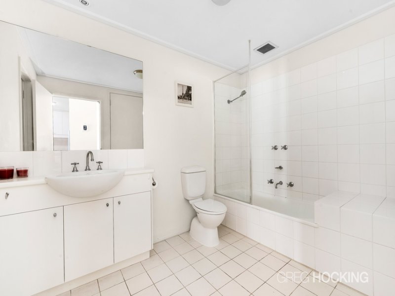 48/39 Esplanade East, Port Melbourne image 6