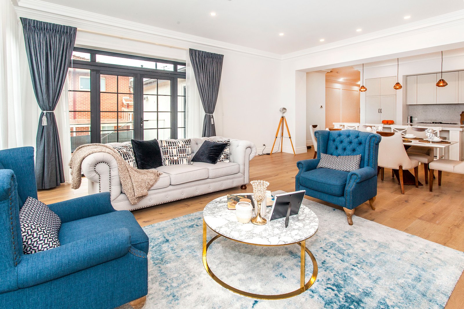 Property Gallery - Main Image