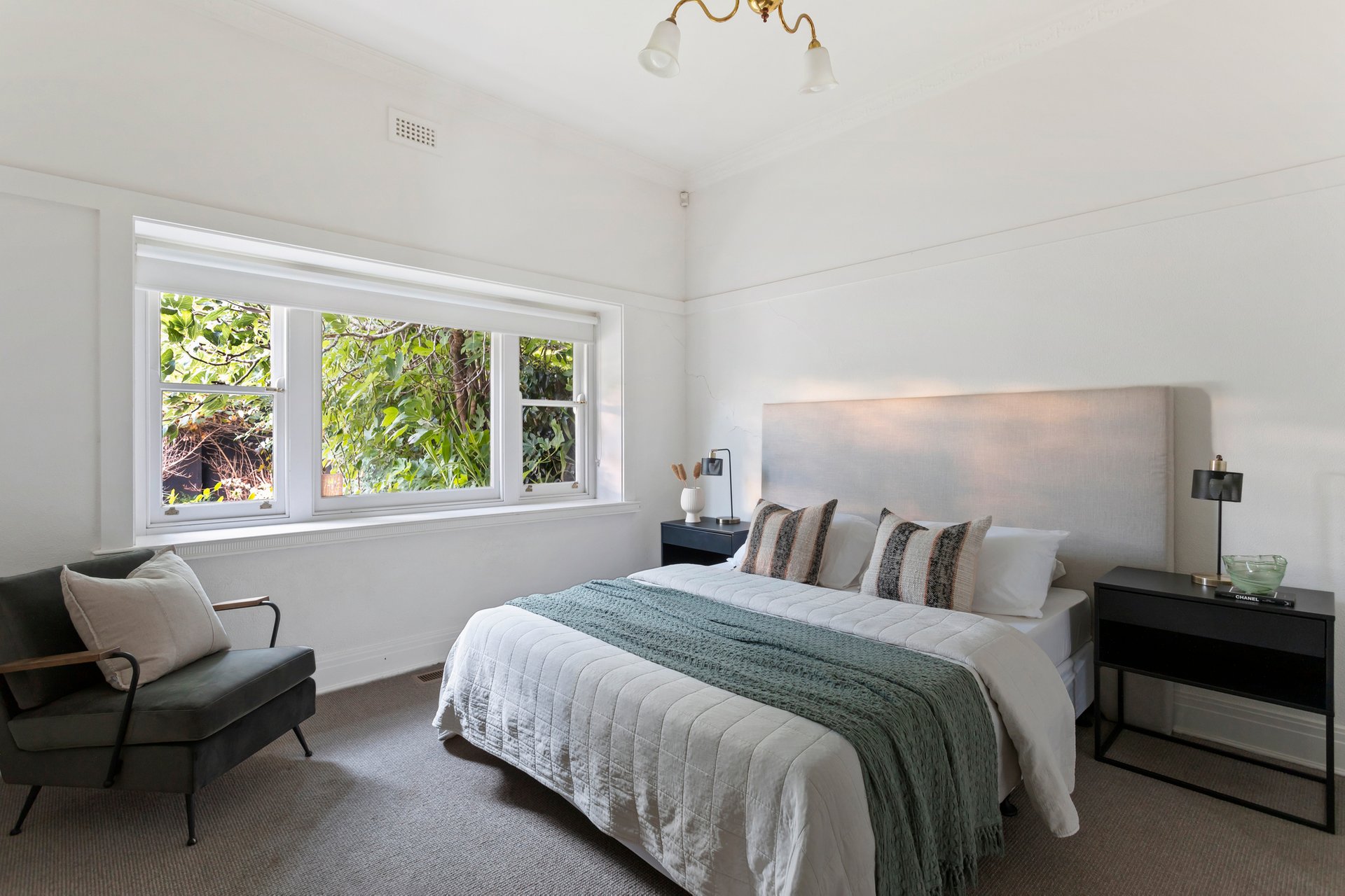 Property Gallery Thumbnail 5