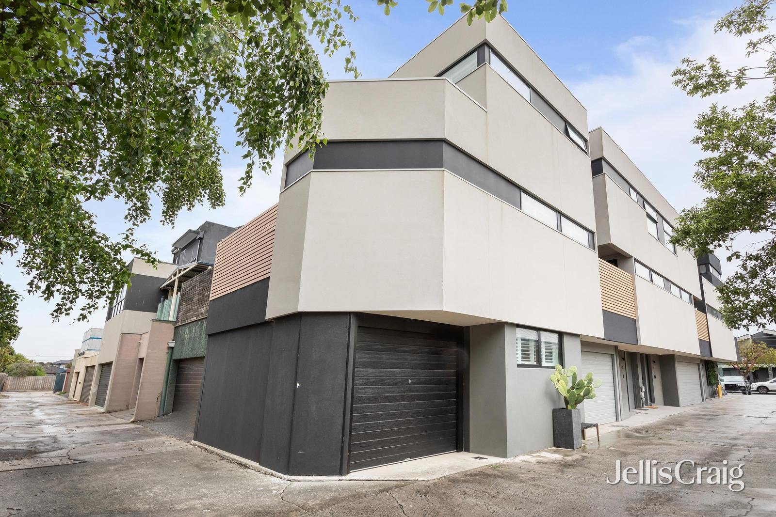 4/85 Orange Street, Bentleigh East image 1