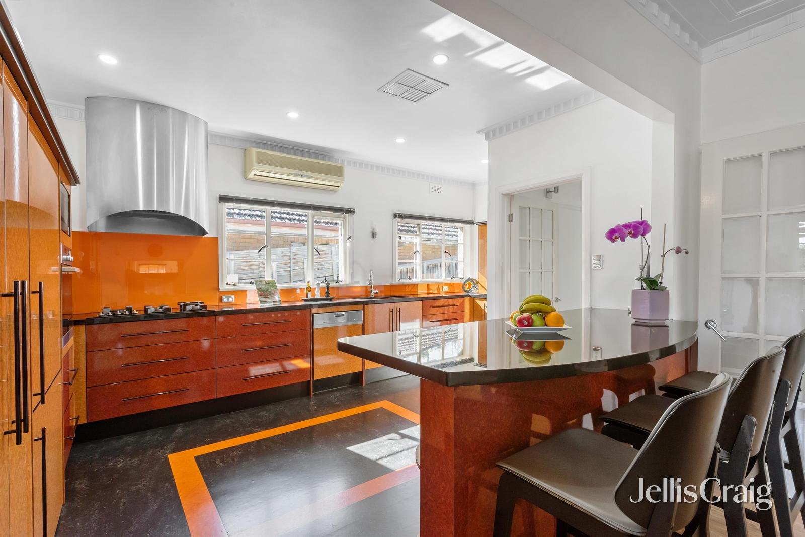 489 Waverley Road, Malvern East image 3