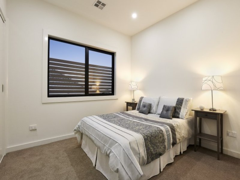 48A Graham Place, Box Hill image 8
