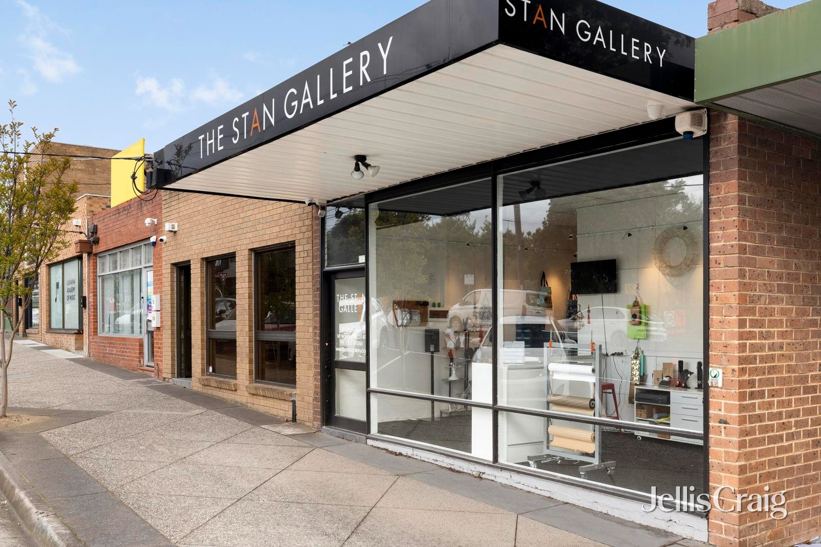 49 & 51 Stanley Avenue, Mount&nbsp;Waverley image 2