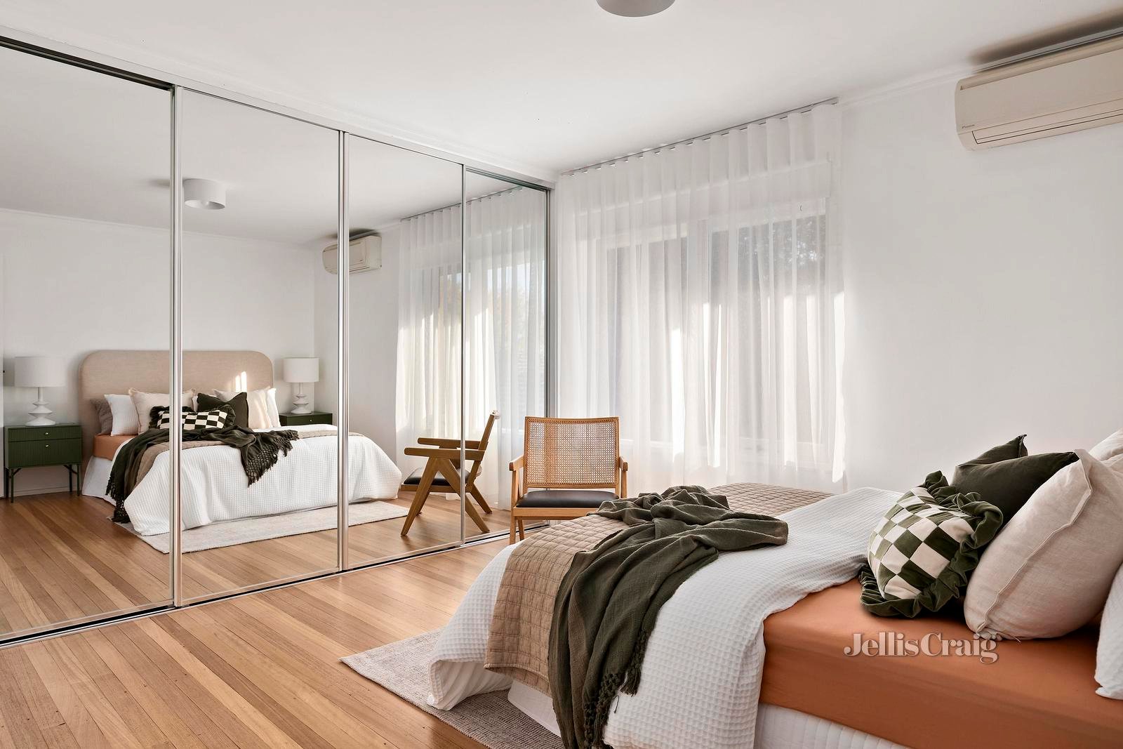 4/9 Ardoch Street, Essendon image 5