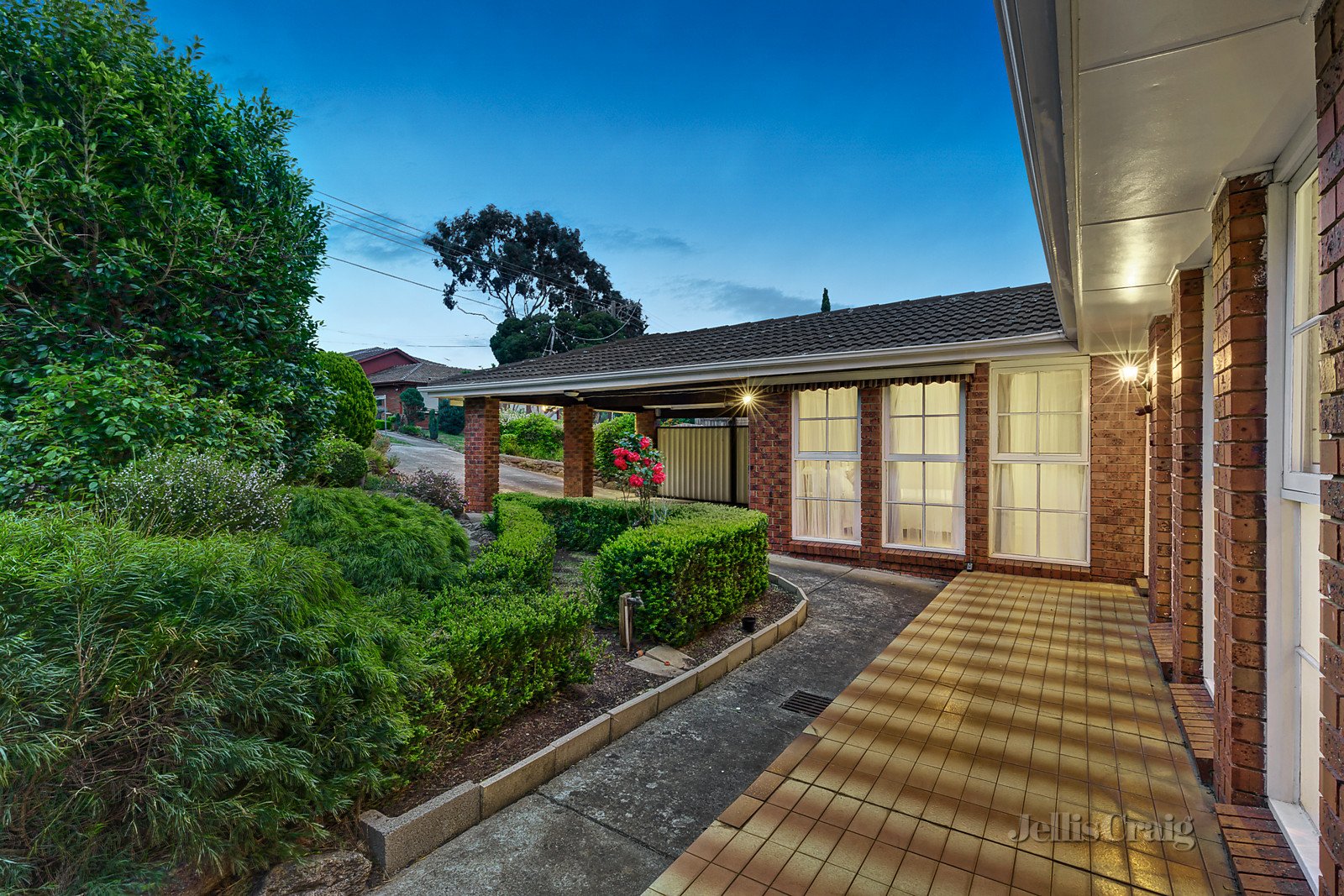 49 Barlyn Road, Mount Waverley image 9