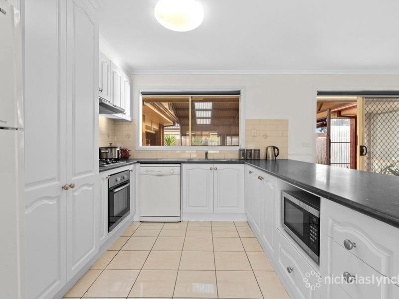 Property Gallery Thumbnail 2