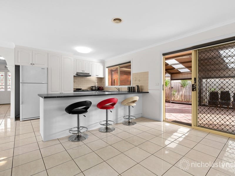 Property Gallery Thumbnail 3