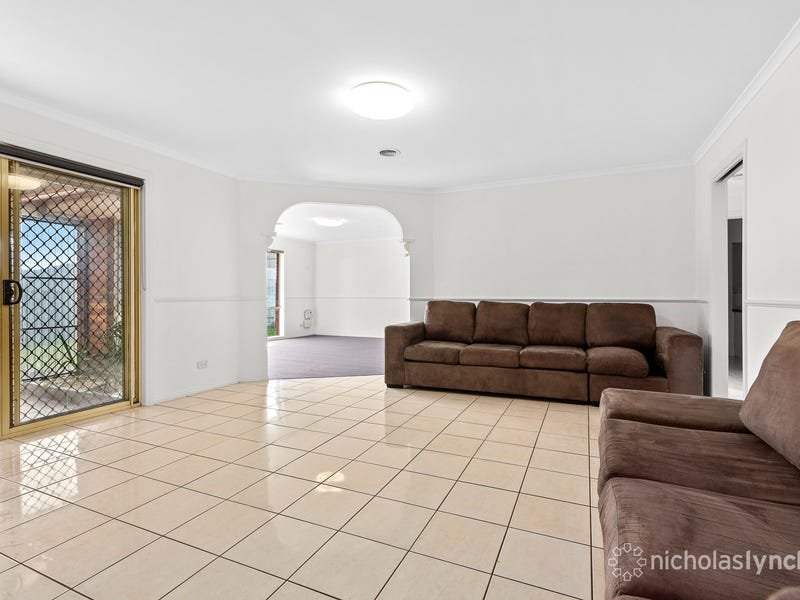 Property Gallery Thumbnail 6