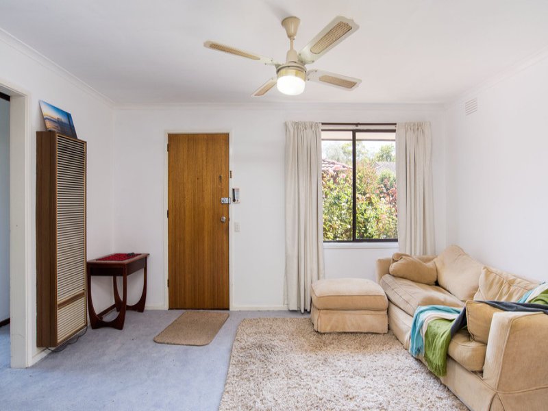 4/9 Churchill Road, Croydon image 2