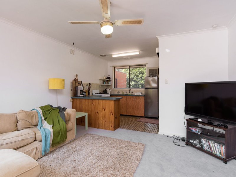 4/9 Churchill Road, Croydon image 4