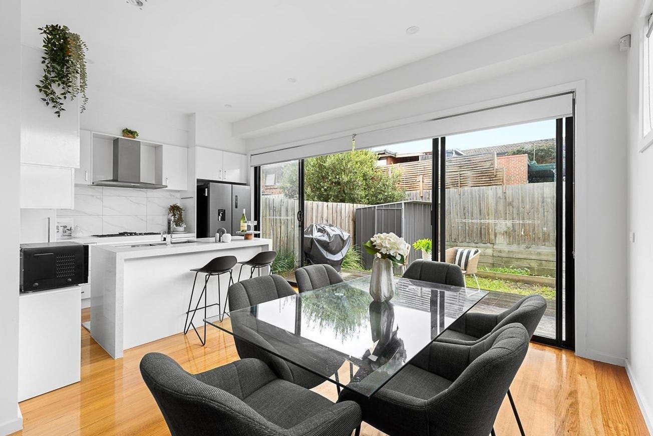 49 Clay Drive, Doncaster image 3