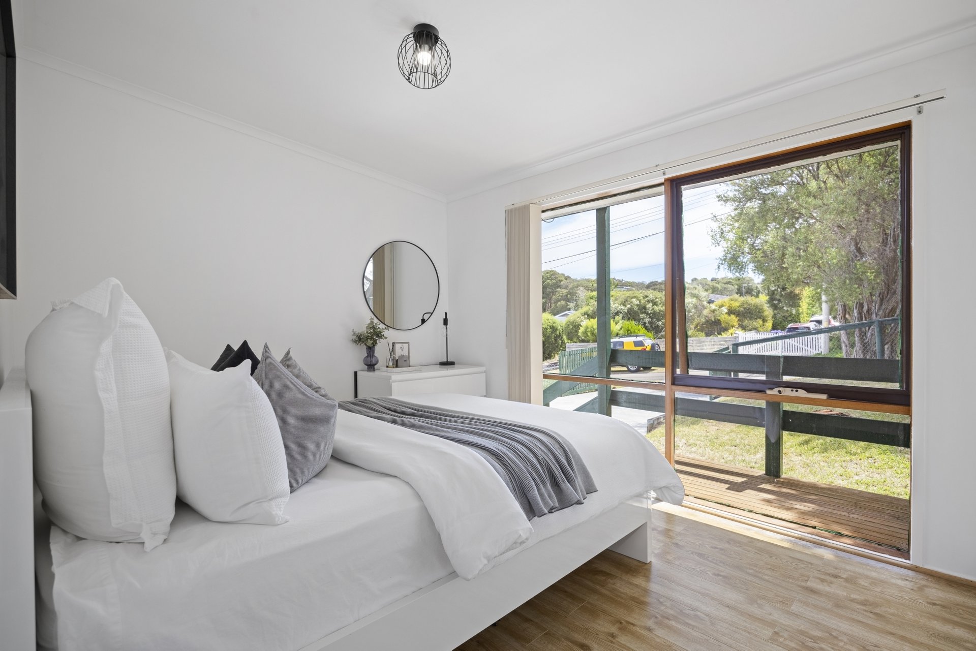 Property Gallery Thumbnail 10