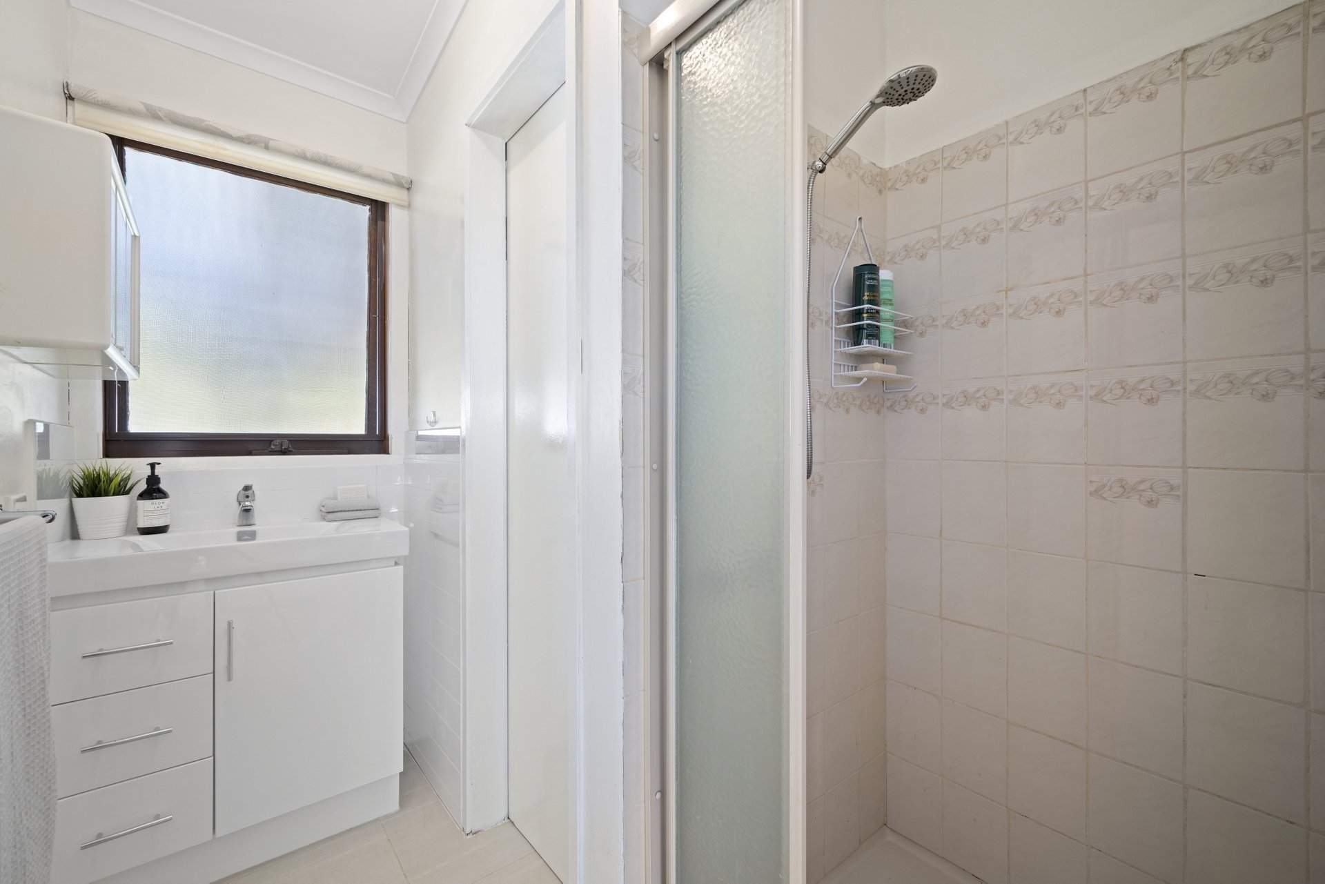 Property Gallery Thumbnail 16