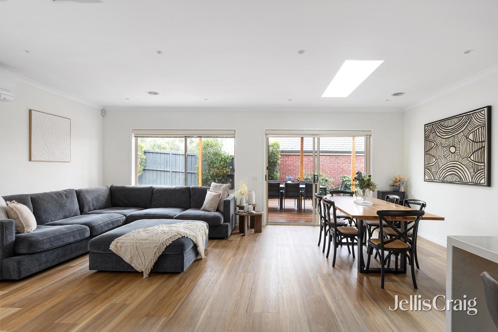 49 Eminence Boulevard, Doreen image 5