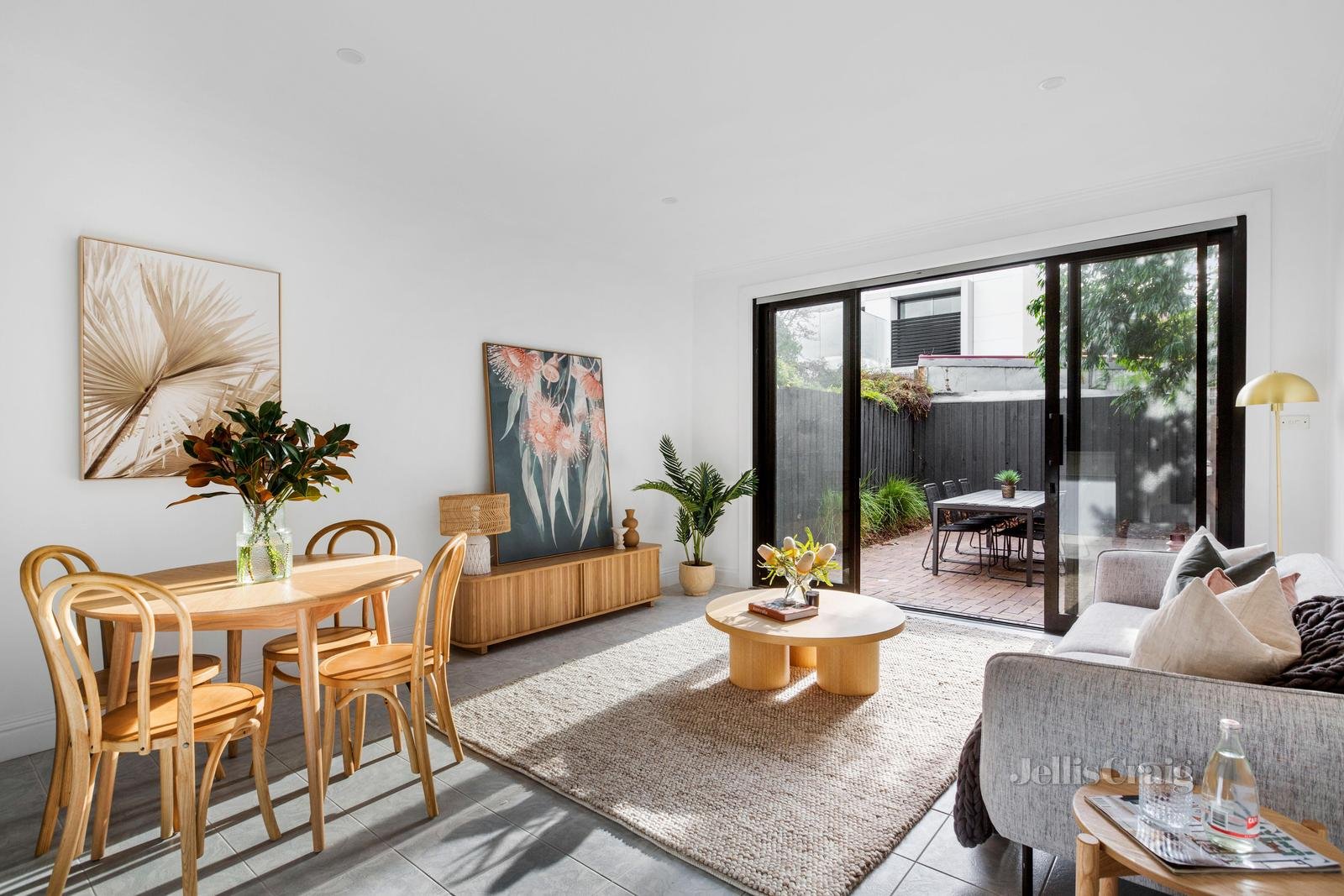 49 Evans Street, Port Melbourne image 2
