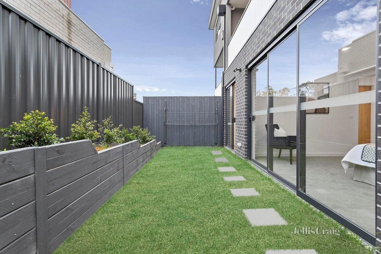 49 Greendale Road, Doncaster East image 12