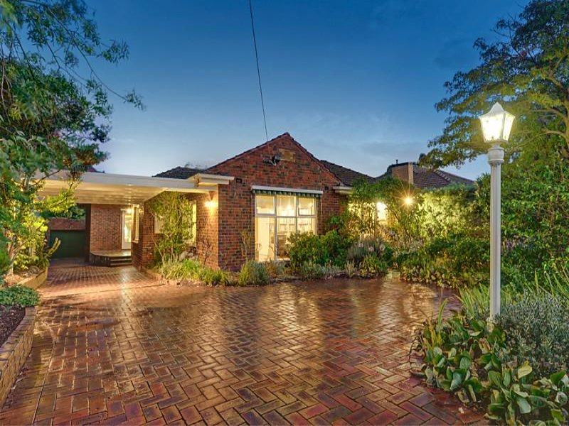 49 Greythorn Road, Balwyn North image 2