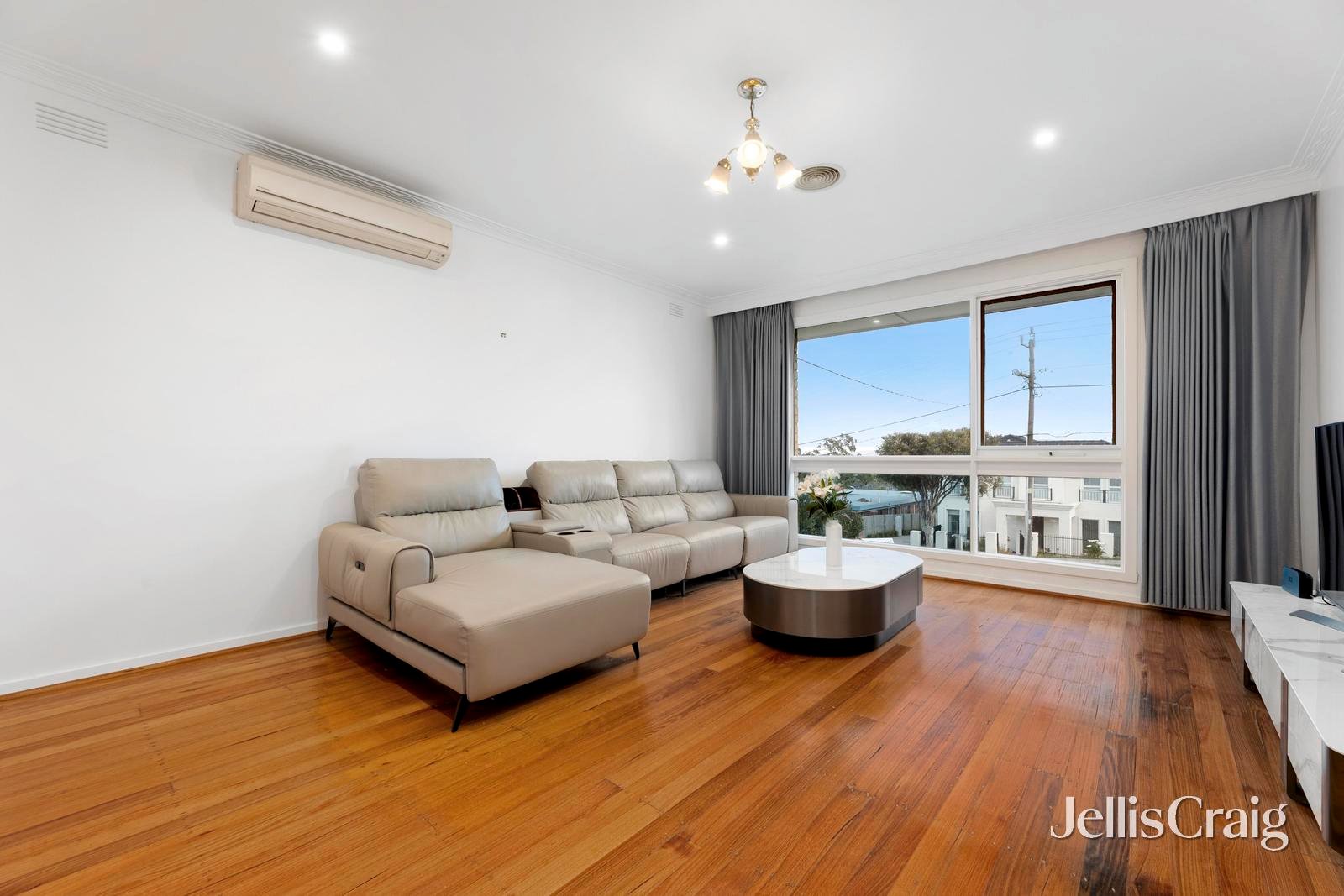 49 Hampshire Road, Glen&nbsp;Waverley image 2