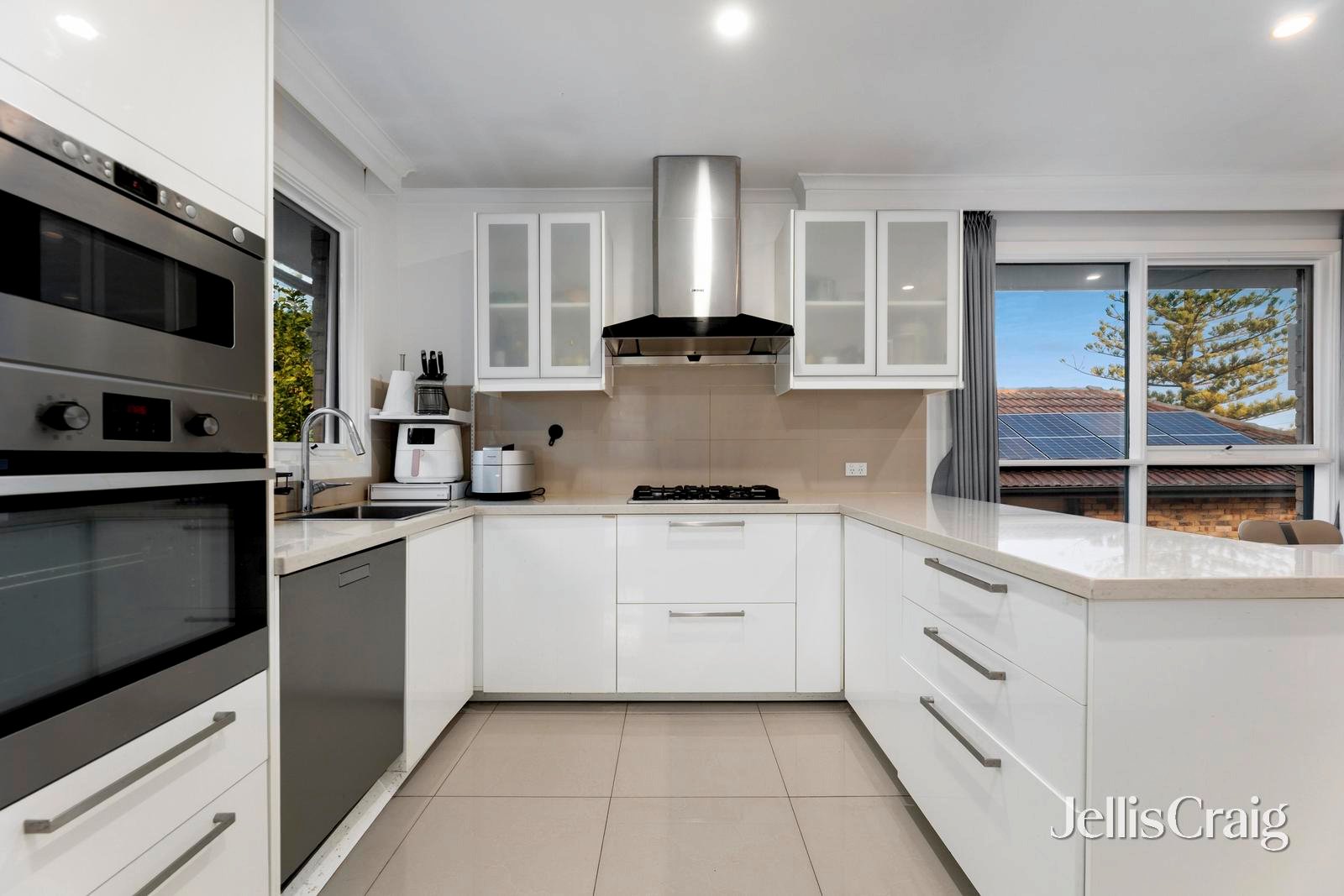 49 Hampshire Road, Glen&nbsp;Waverley image 6