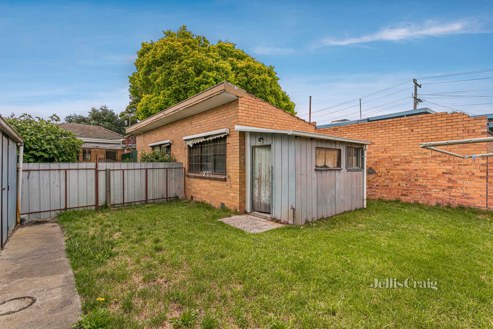 49 Henley Street, Pascoe Vale South image 8