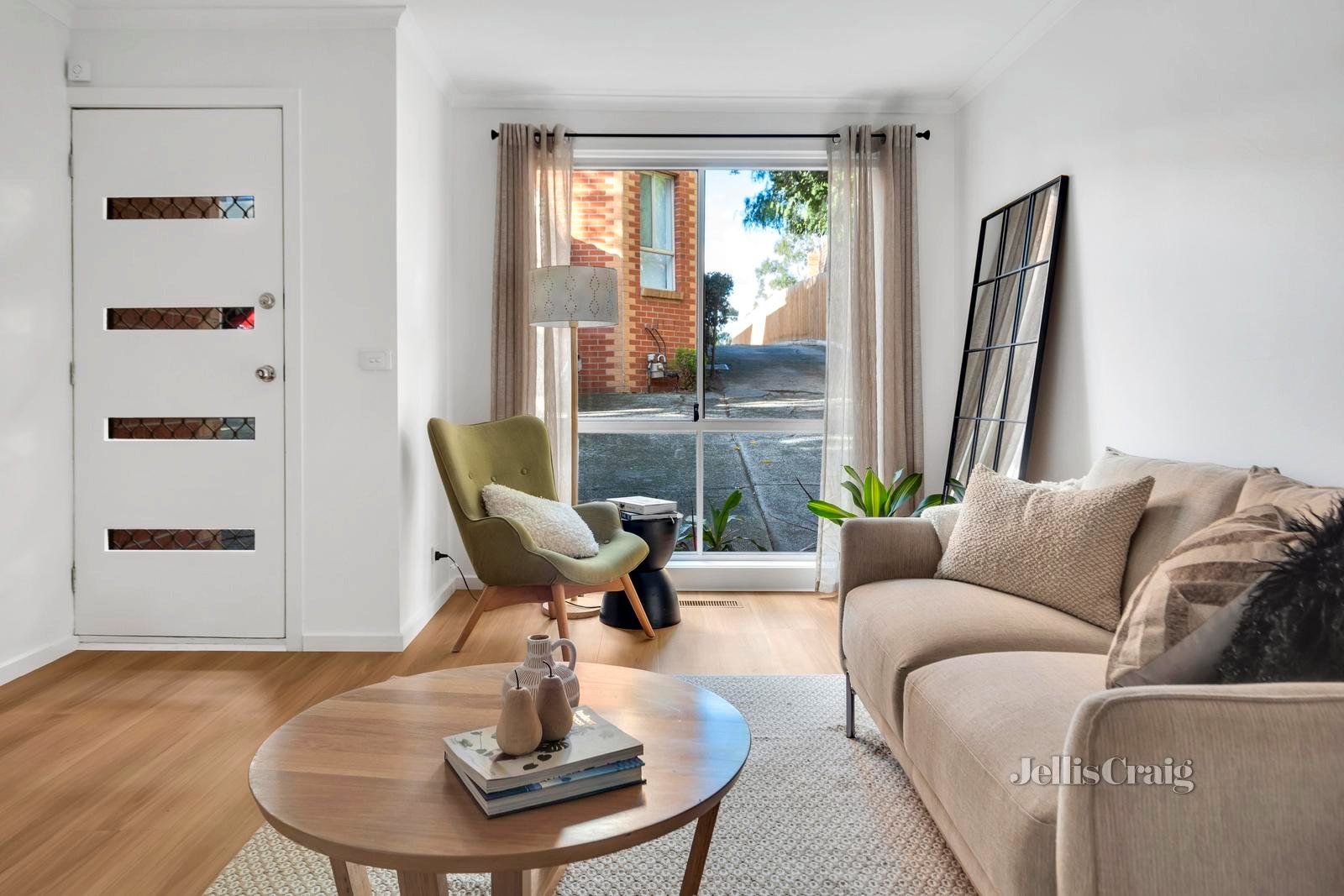 4/9 Hopetoun Avenue, Brunswick West image 2
