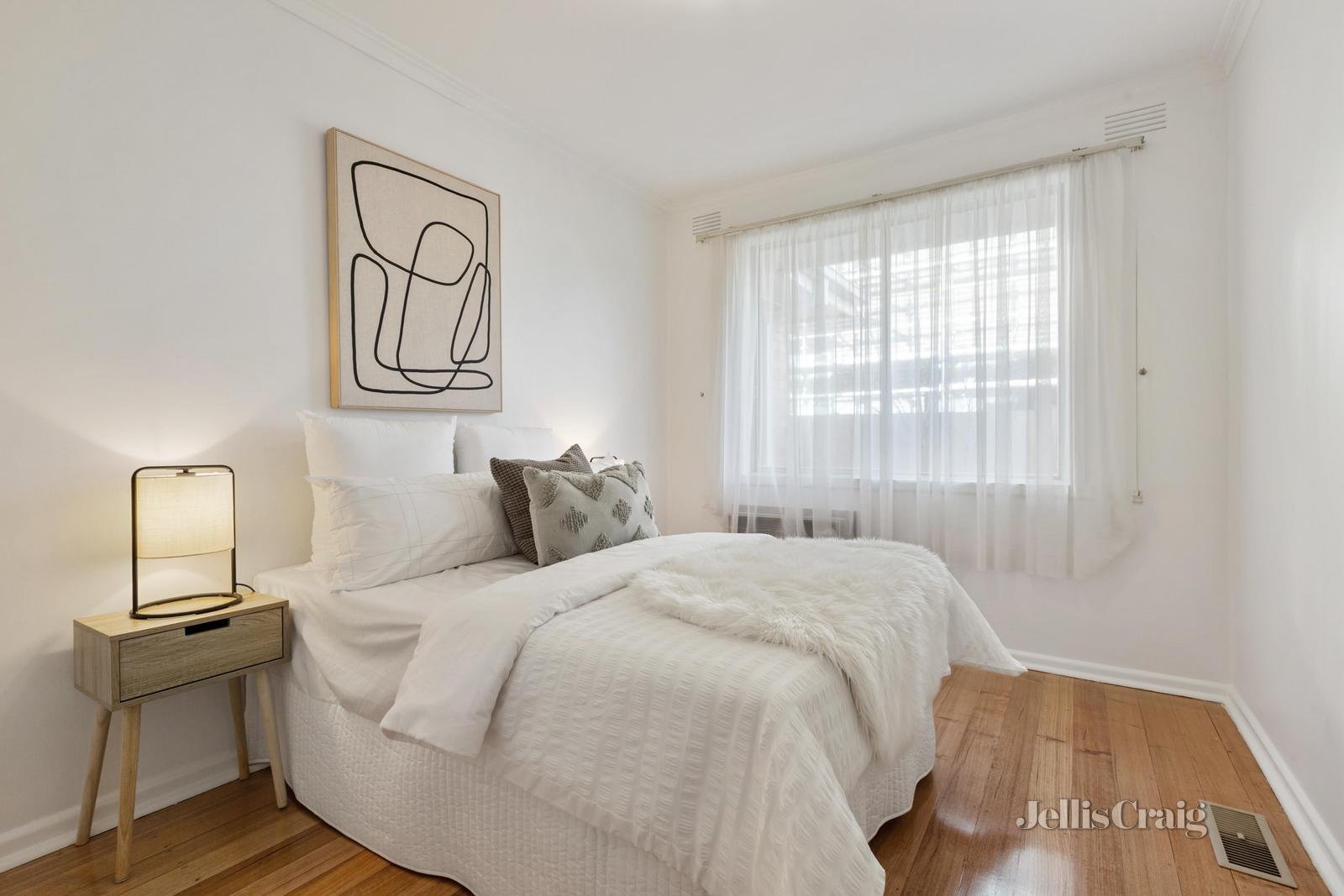 4/9 Iramoo Street, Balwyn image 7