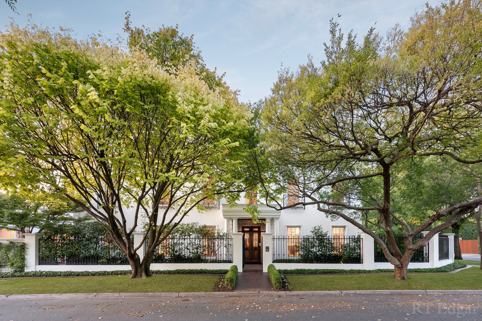 Property Gallery - Main Image