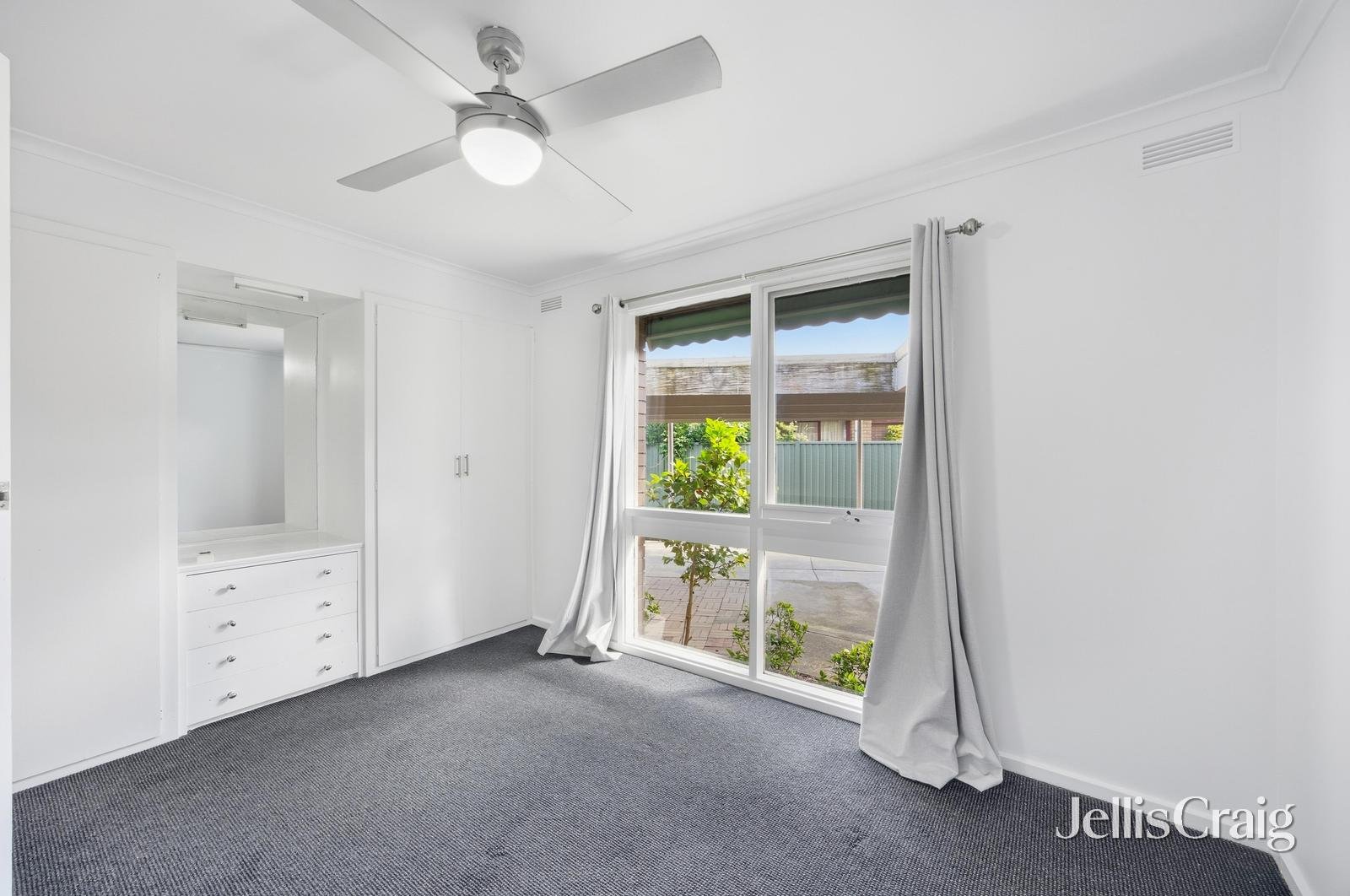 49 Lake Street, Wendouree image 6