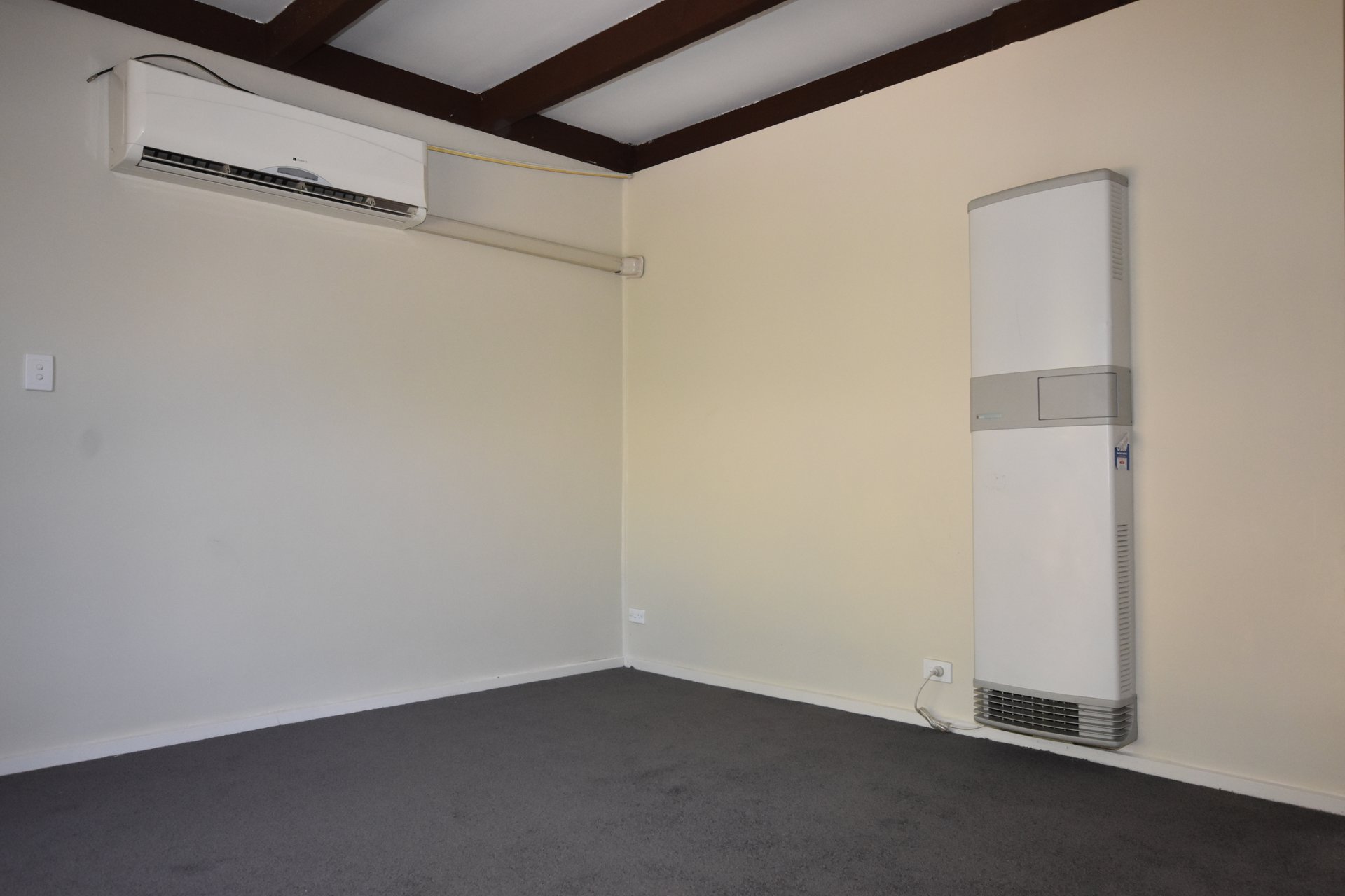 4/9 Liverpool Road, Kilsyth image 4