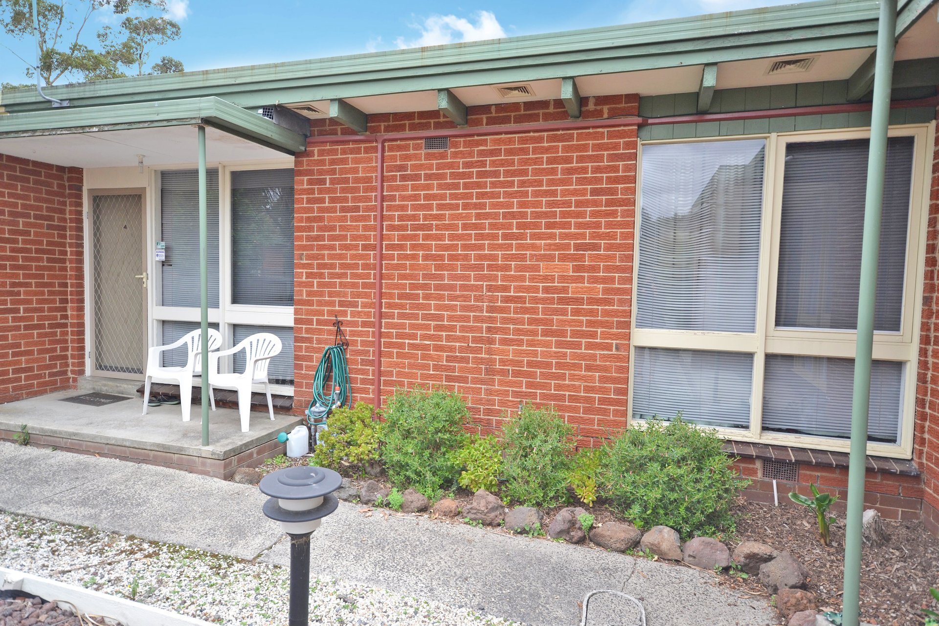 4/9 Liverpool Road, Kilsyth image 1