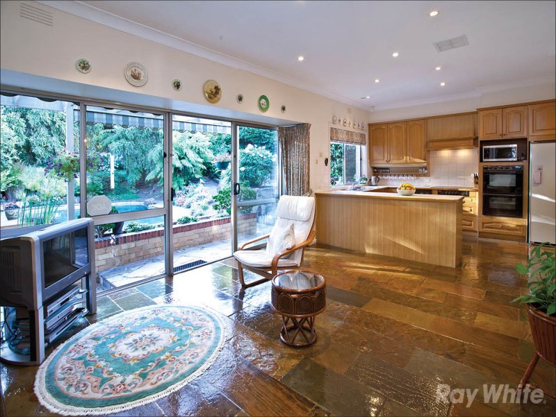 49 Lum Road, Wheelers Hill image 3