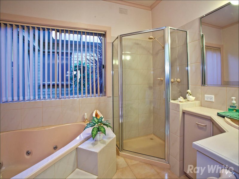 49 Lum Road, Wheelers Hill image 8