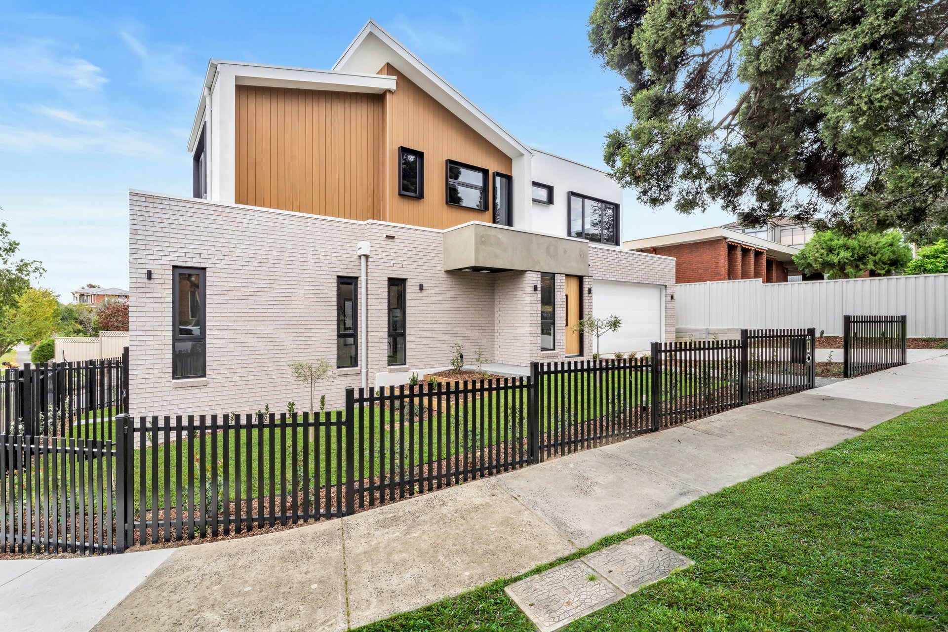 49 Margot Avenue, Doncaster image 1
