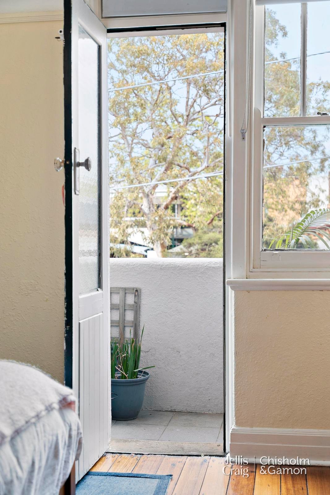 4/9 Marlton Crescent, St Kilda image 8