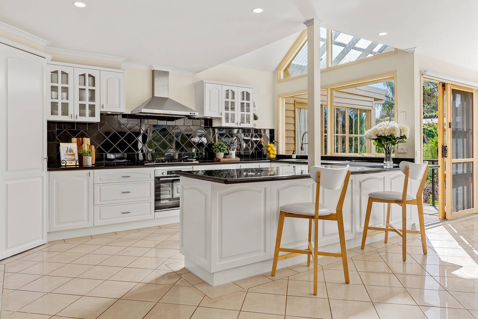 Property Gallery Thumbnail 3