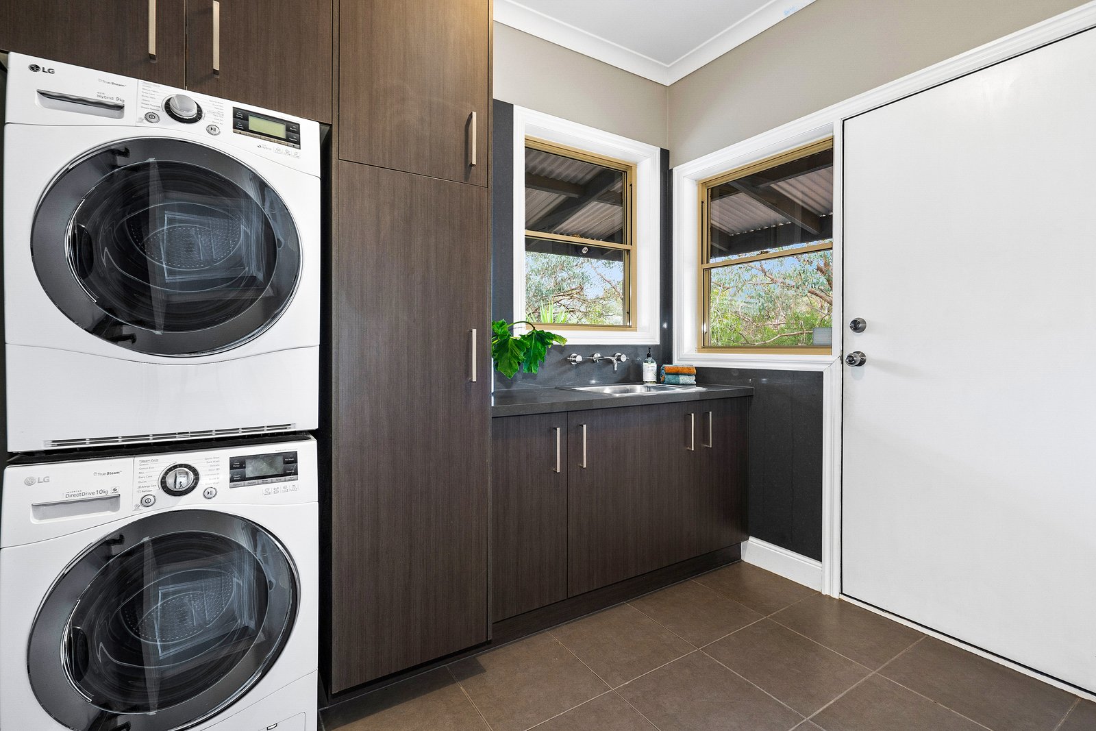 Property Gallery Thumbnail 18