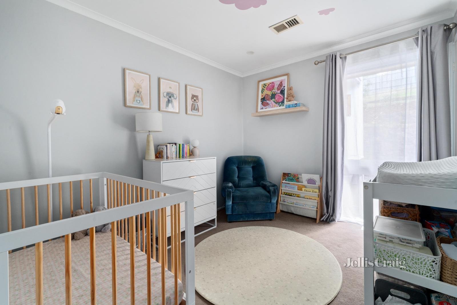 49 Napier Crescent, Montmorency image 11