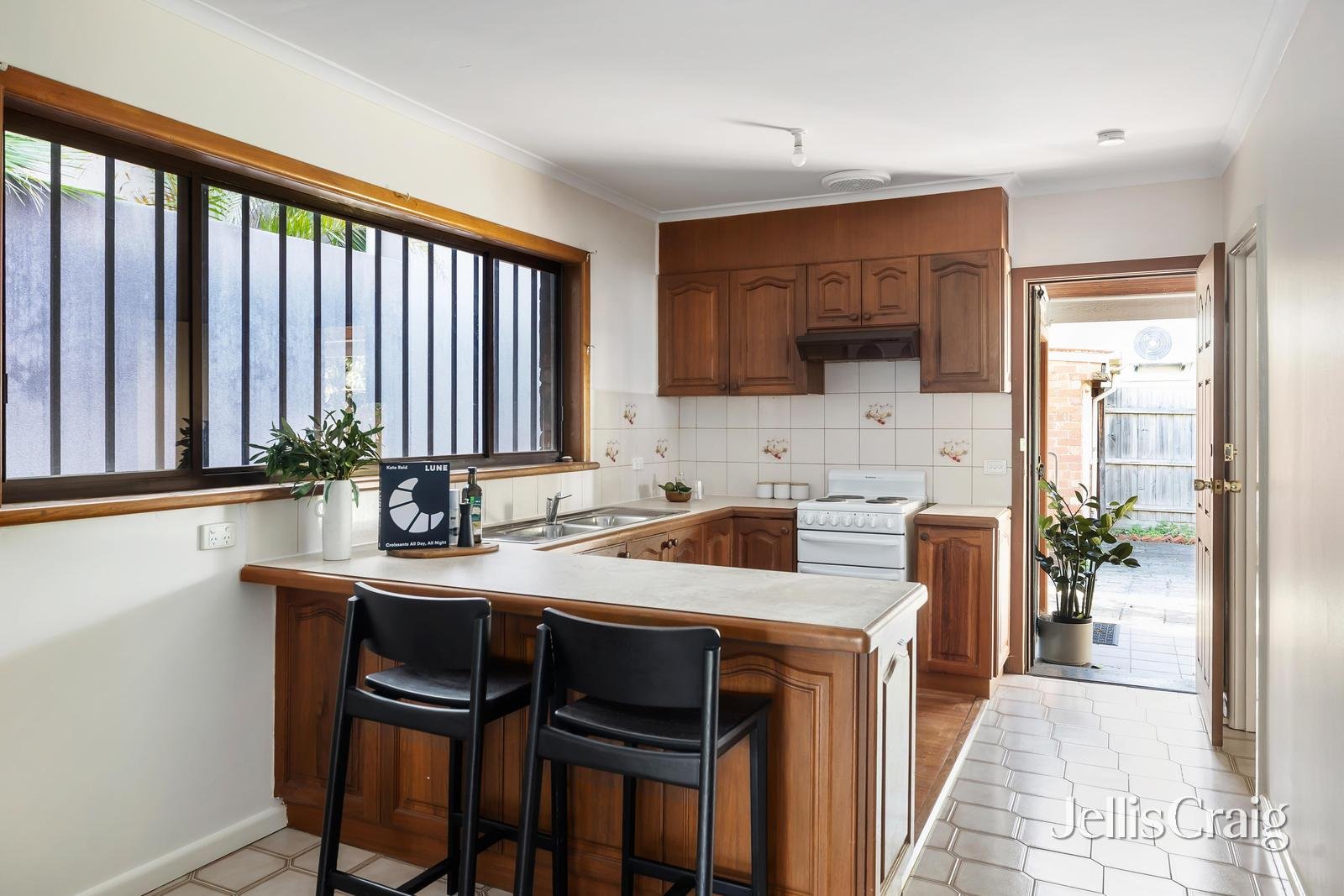 49 Neptune Street, Richmond image 5