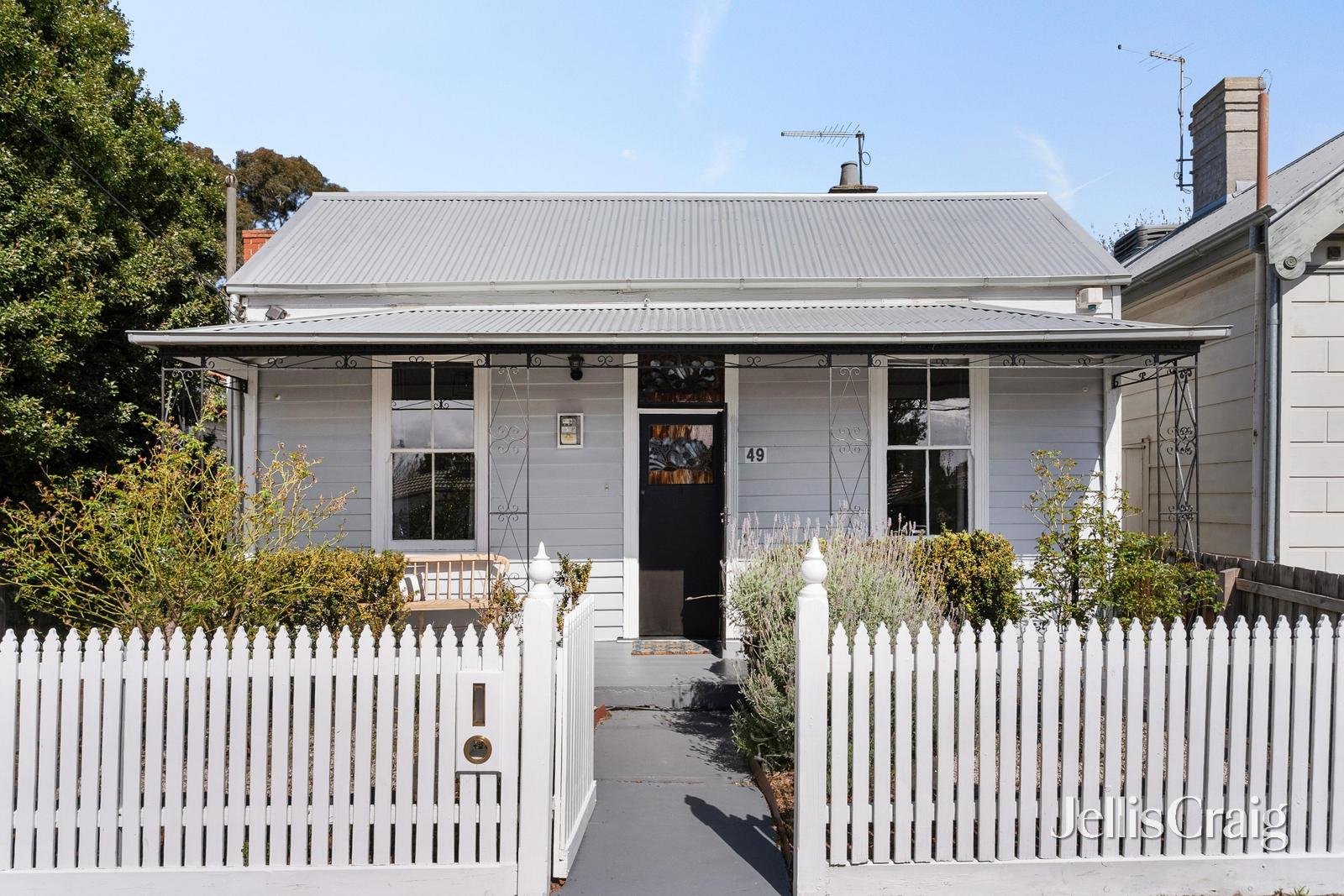 49 North Road, Newport image 1