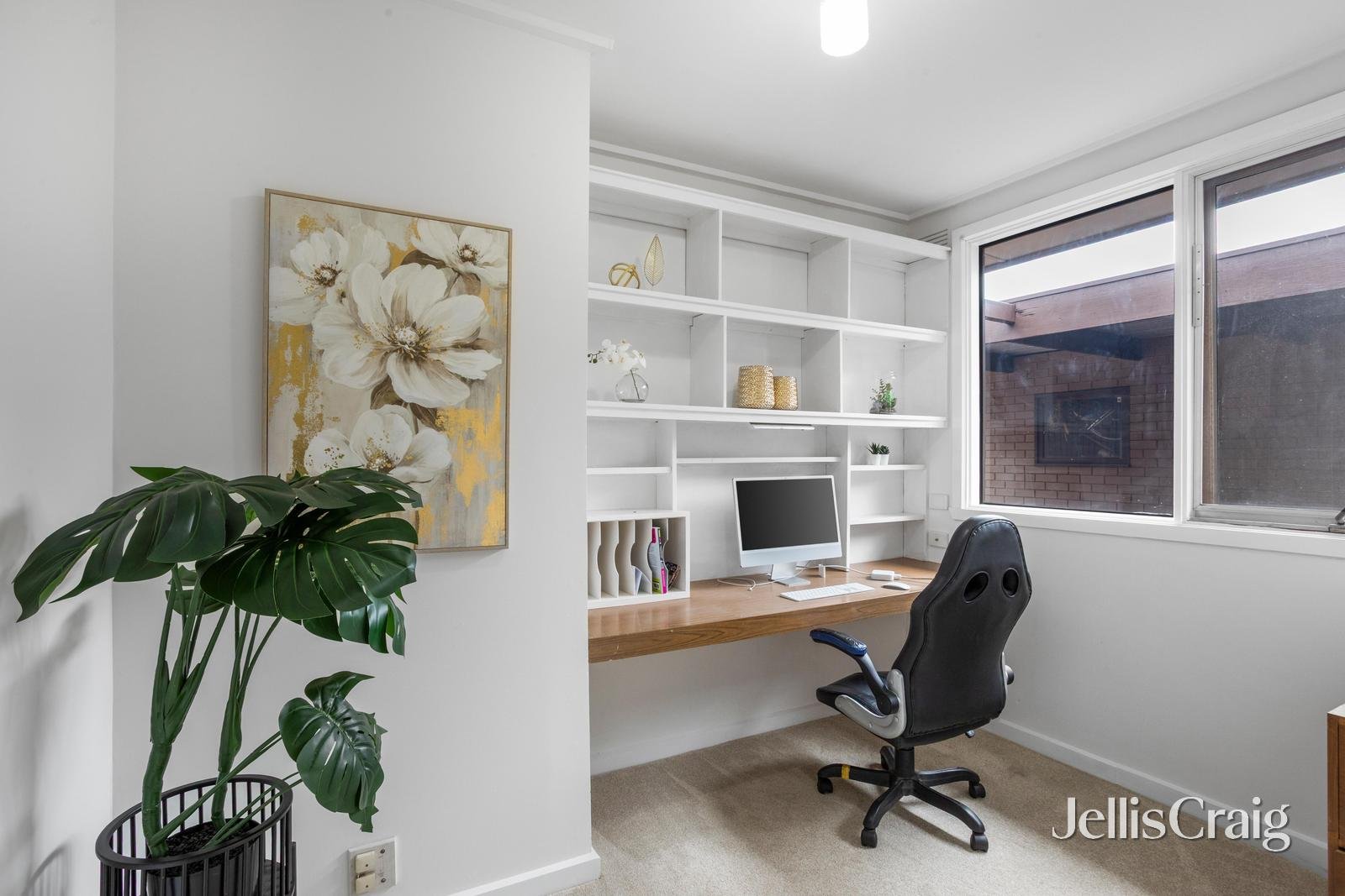 49 Oak Hill Road, Mount Waverley image 9