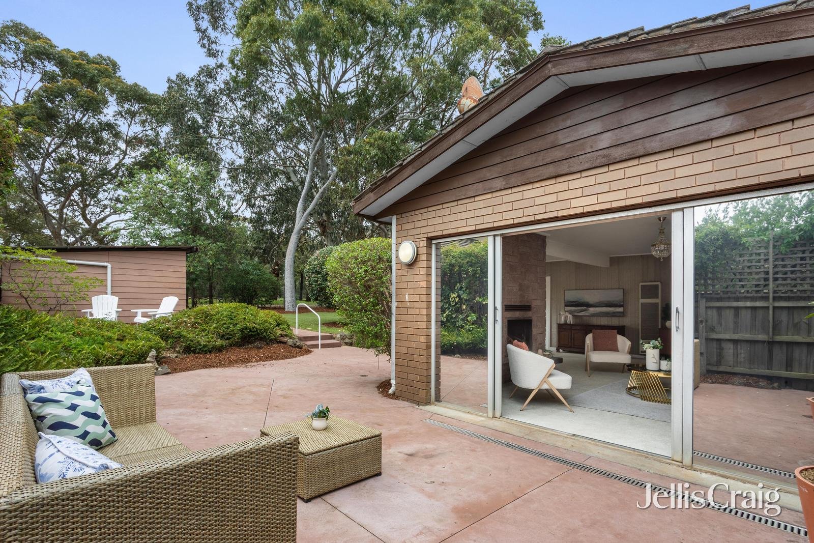 49 Oak Hill Road, Mount Waverley image 10