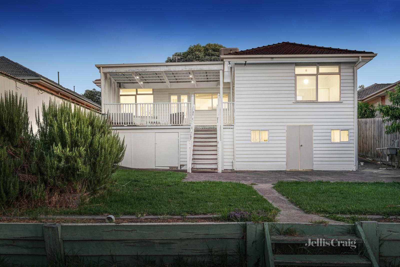 49 Robinson Grove, Bulleen image 12